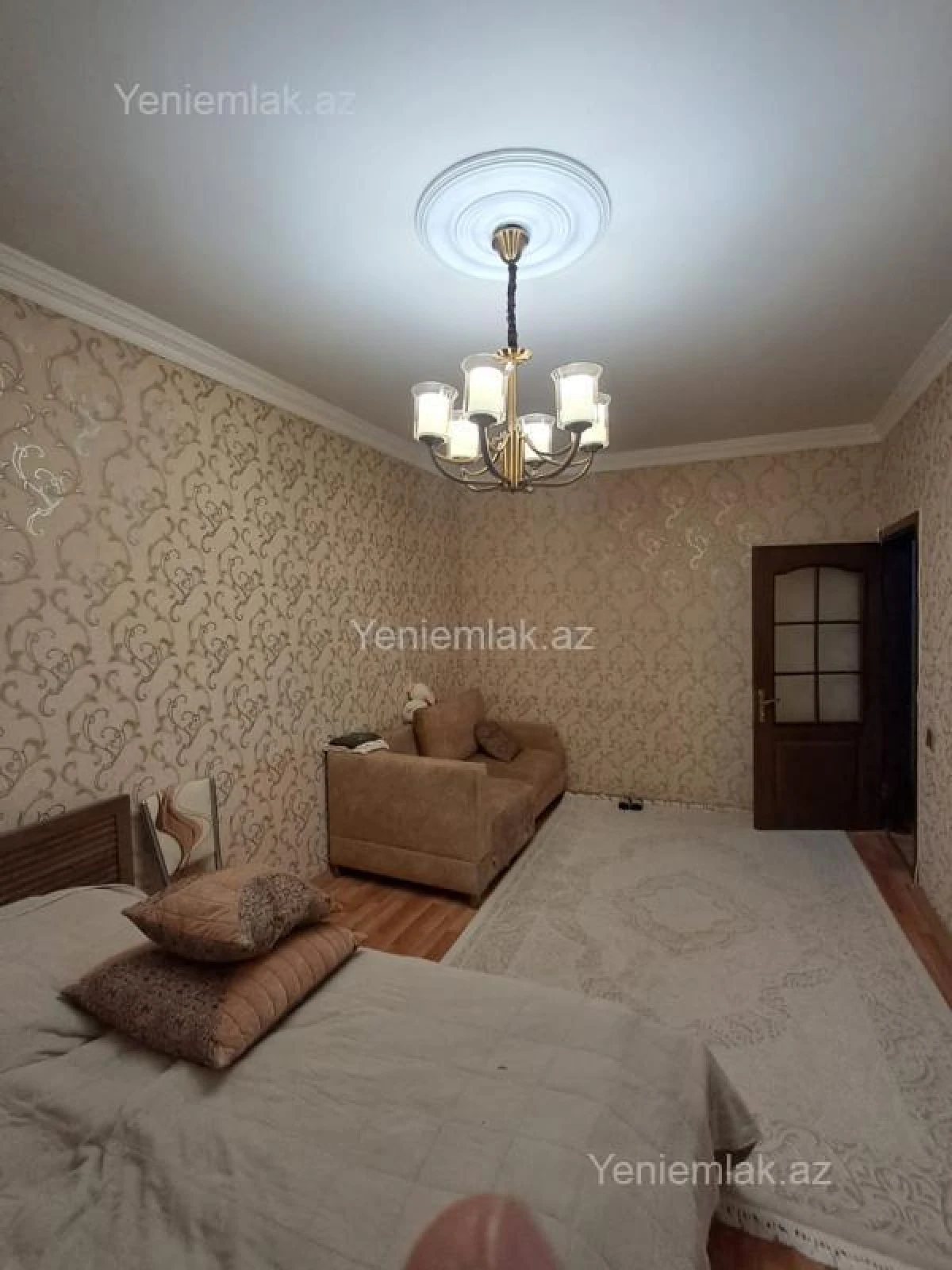 Satılır 2 otaqlı köhnə tikili 56 m²