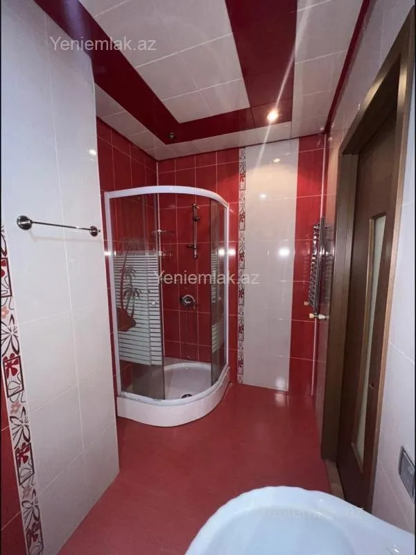 Satılır 2 otaqlı yeni tikili 70 m²