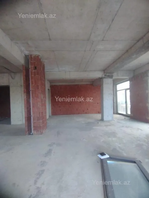 Satılır 4 otaqlı yeni tikili 157 m²