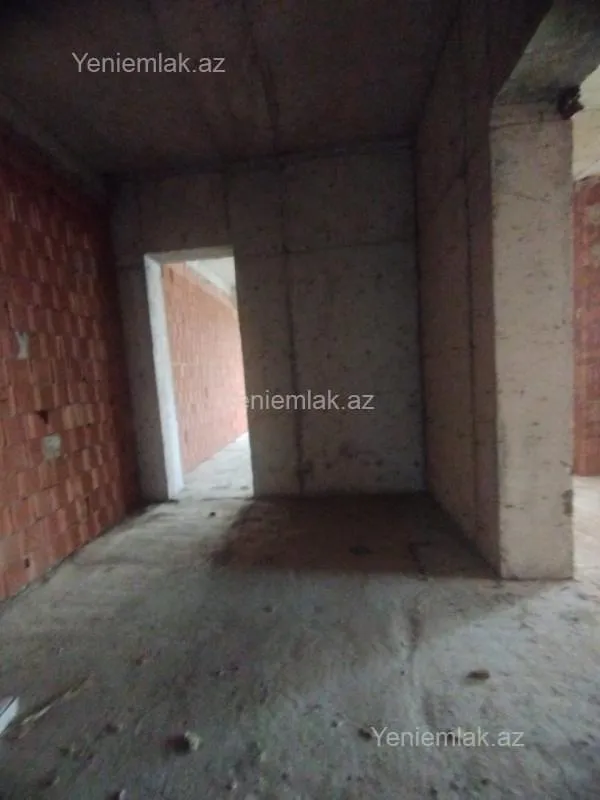 Satılır 4 otaqlı yeni tikili 157 m²
