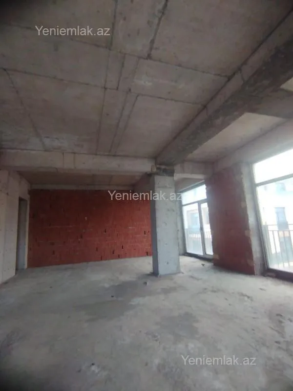 Satılır 4 otaqlı yeni tikili 157 m²