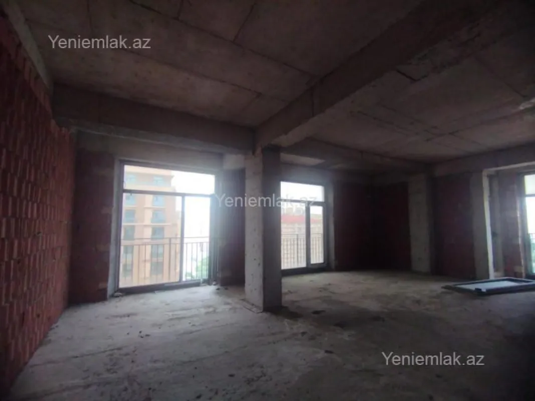Satılır 4 otaqlı yeni tikili 157 m²