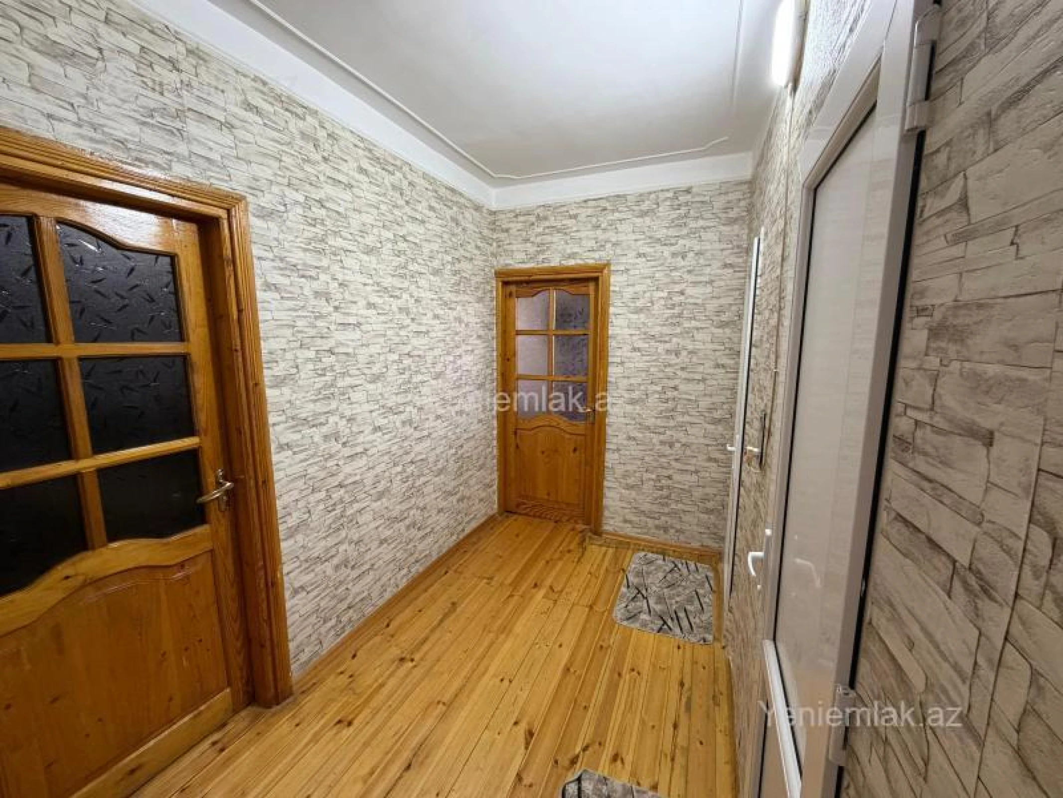 Satılır 3 otaqlı yeni tikili 90 m²