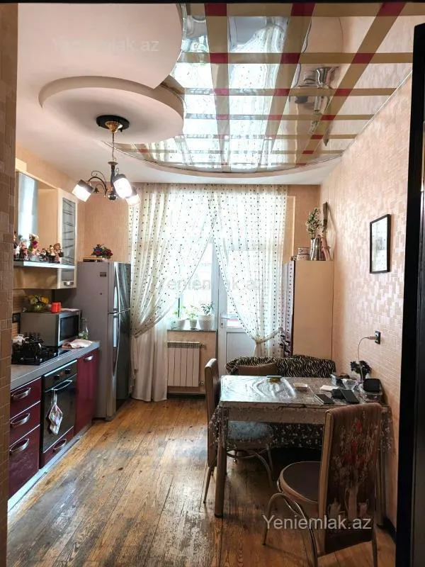 Satılır 2 otaqlı yeni tikili 95 m²