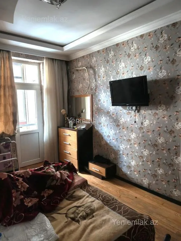 Satılır 2 otaqlı yeni tikili 95 m²