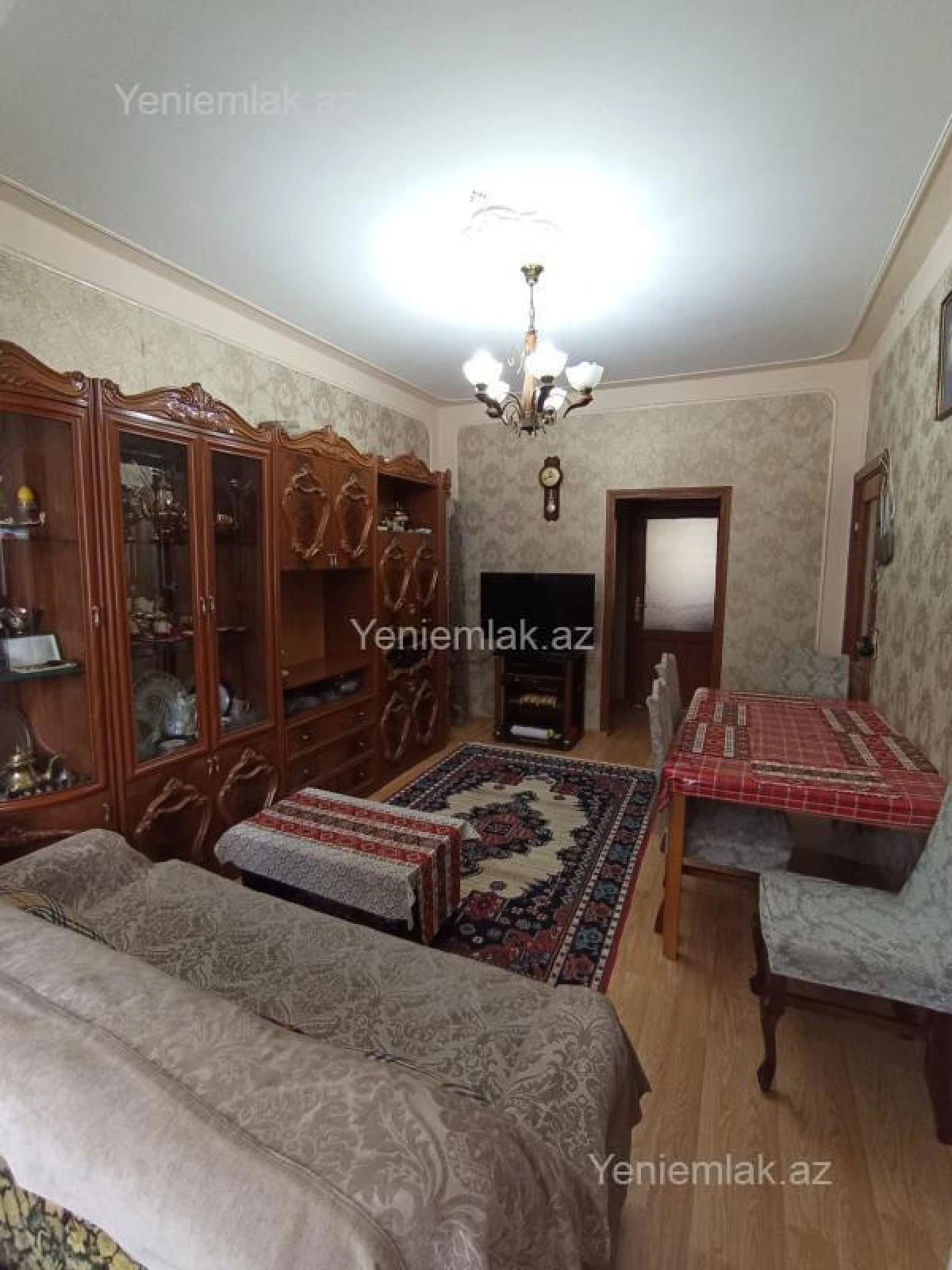 Satılır 3 otaqlı köhnə tikili 70 m²