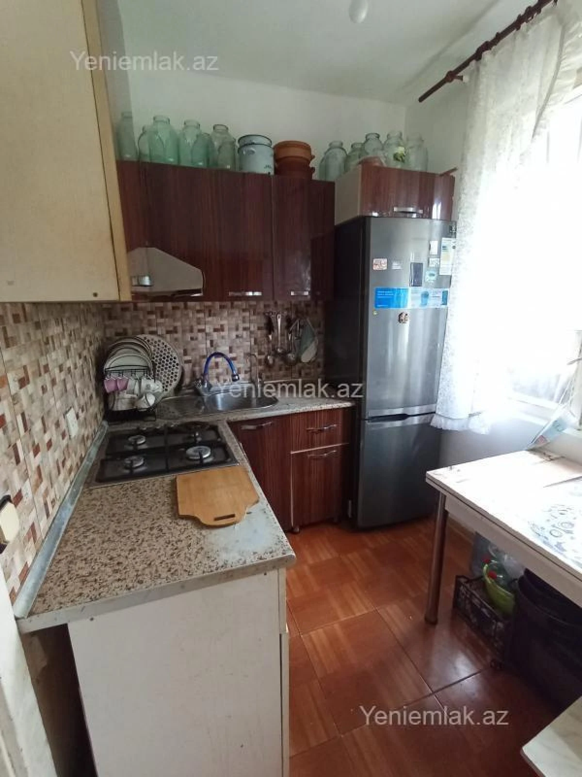 Satılır 3 otaqlı köhnə tikili 70 m²