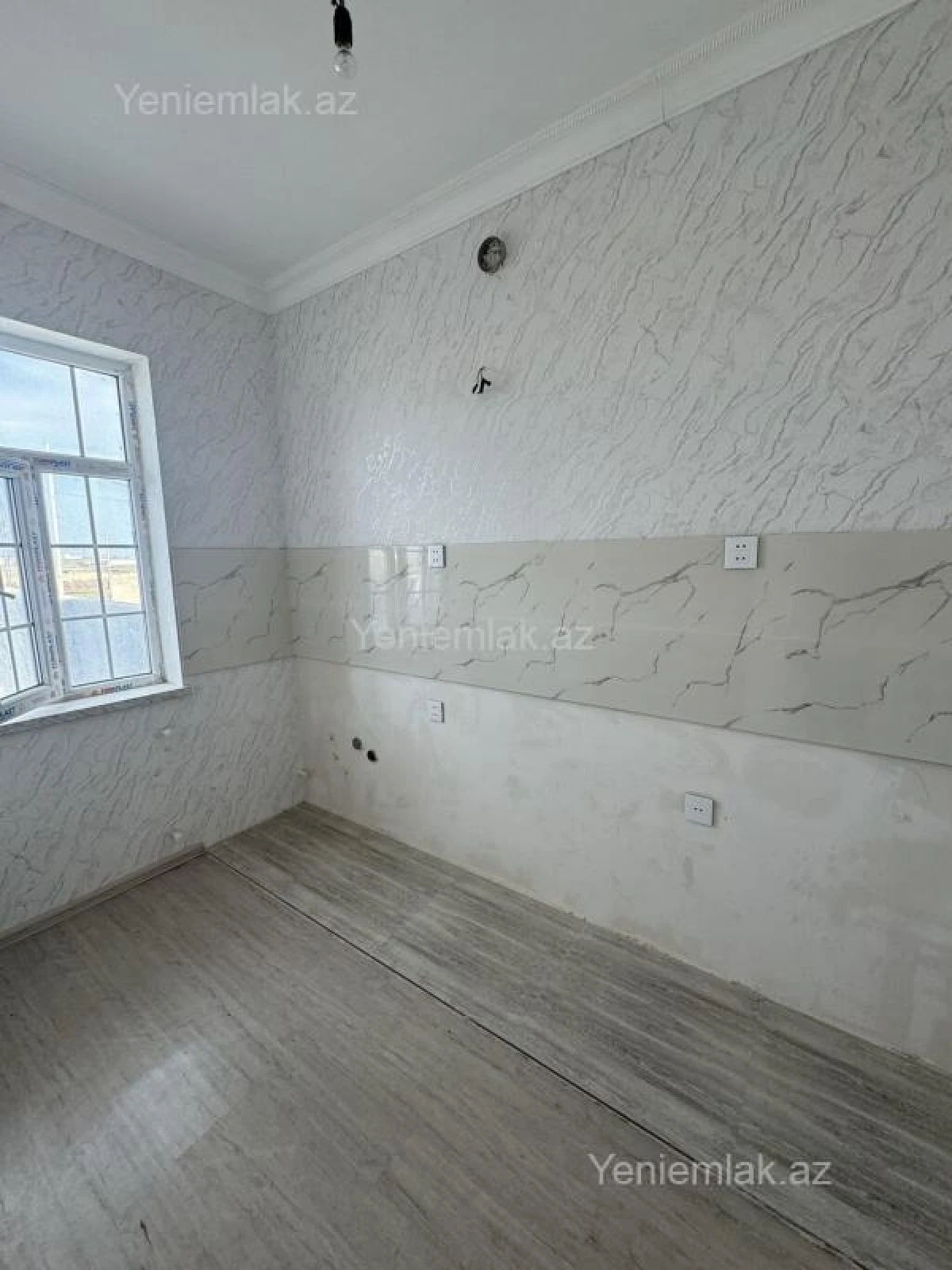 Satılır 2 otaqlı yeni tikili 50 m²