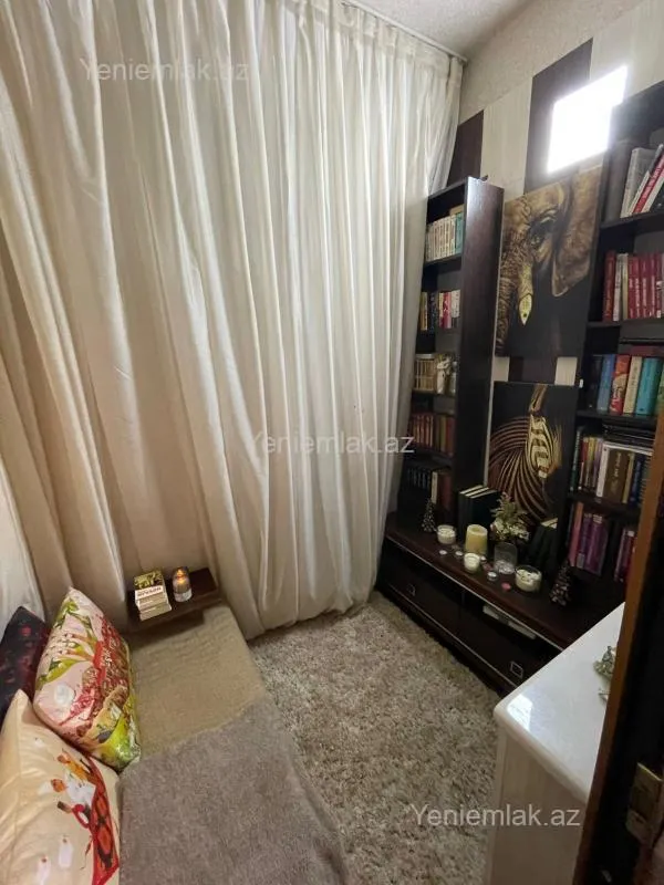 Satılır 4 otaqlı yeni tikili 230 m²