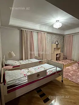 Satılır 4 otaqlı yeni tikili 230 m²
