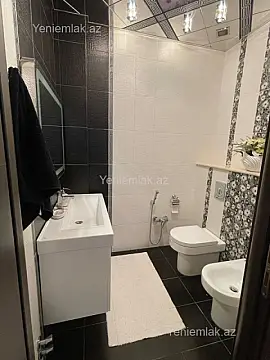 Satılır 4 otaqlı yeni tikili 230 m²