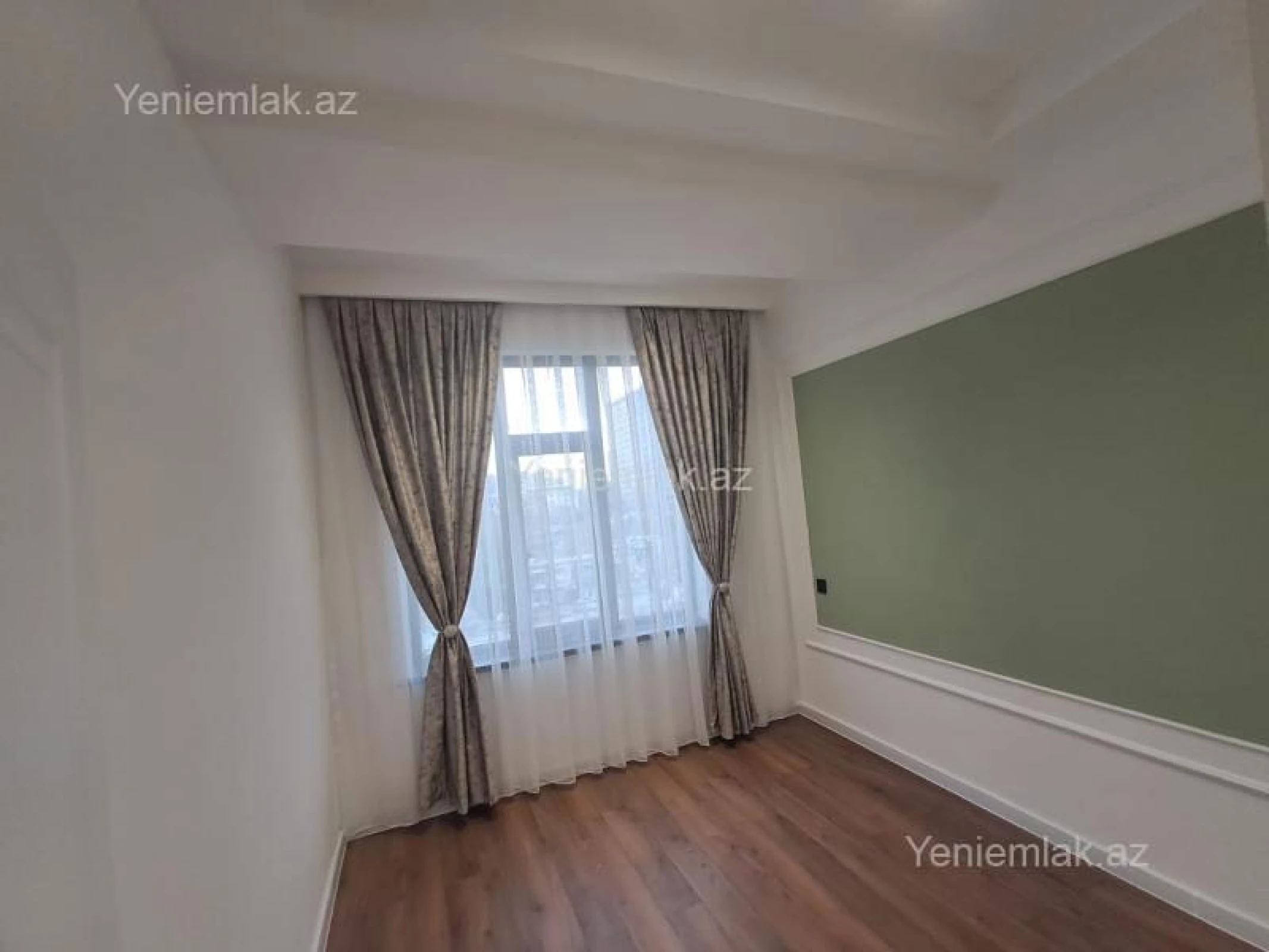 Satılır 3 otaqlı yeni tikili 80 m²