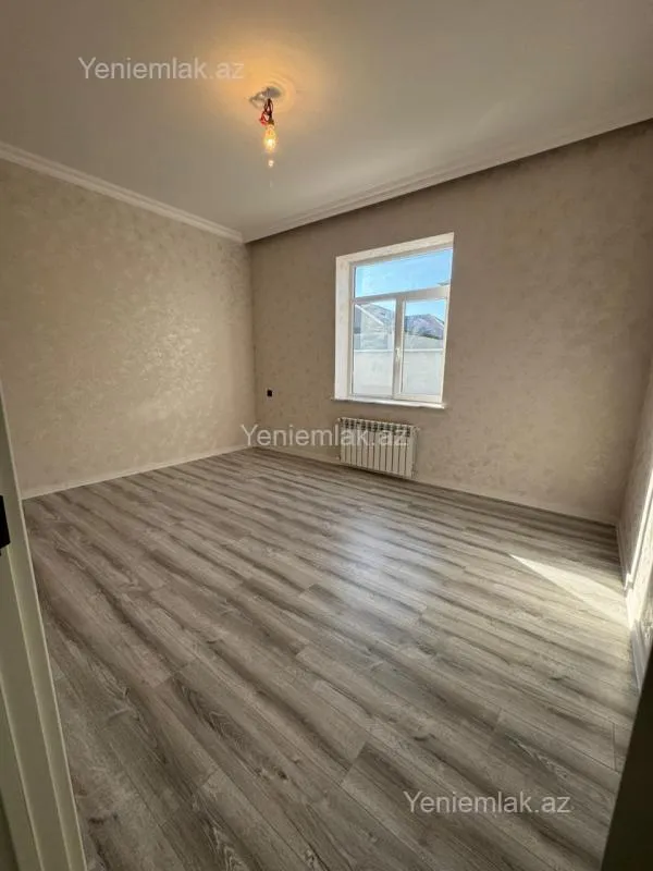 Satılır 4 otaqlı həyət evi 150 m²