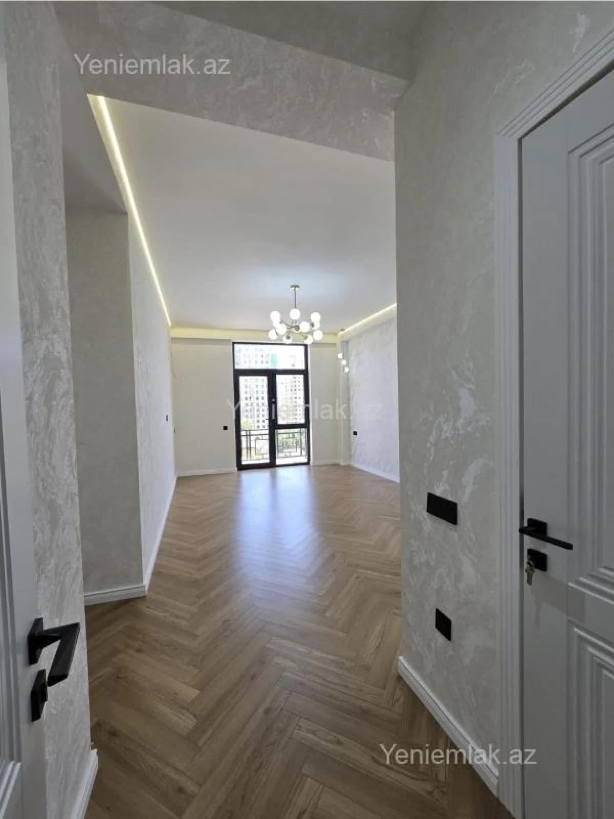 Satılır 3 otaqlı yeni tikili 132 m²