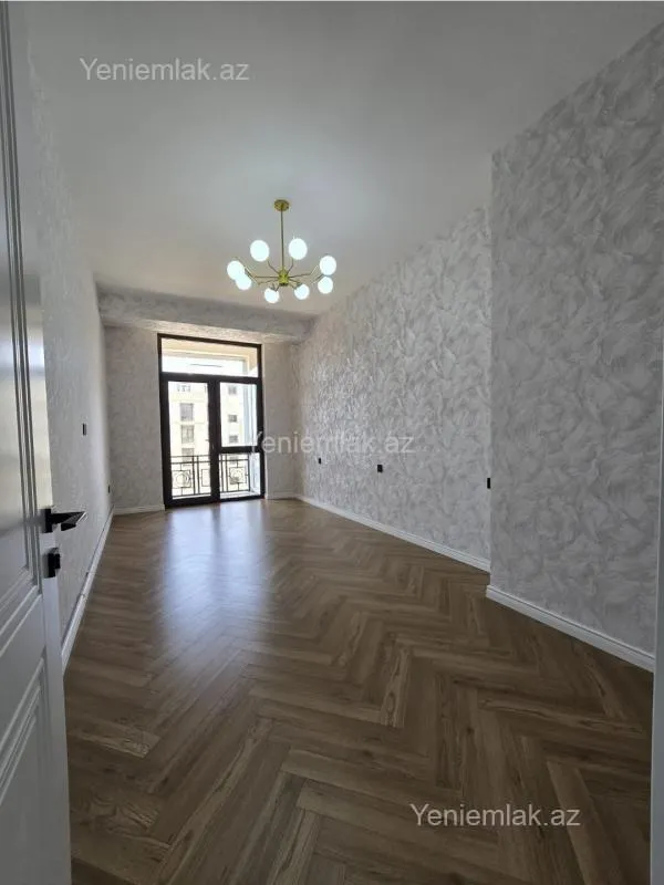 Satılır 3 otaqlı yeni tikili 132 m²