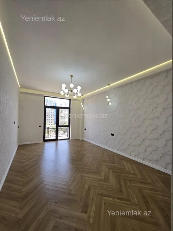 Satılır 3 otaqlı yeni tikili 132 m²