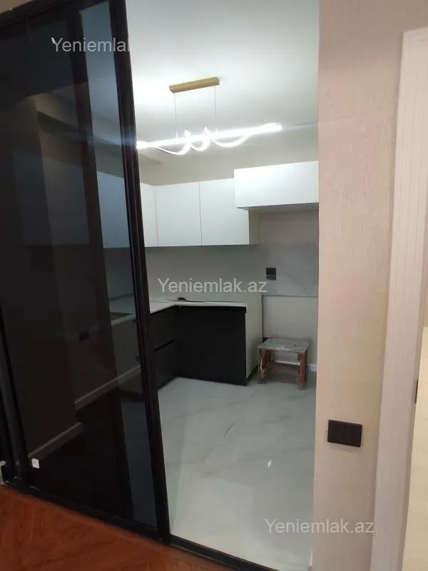 Satılır 2 otaqlı yeni tikili 50 m²