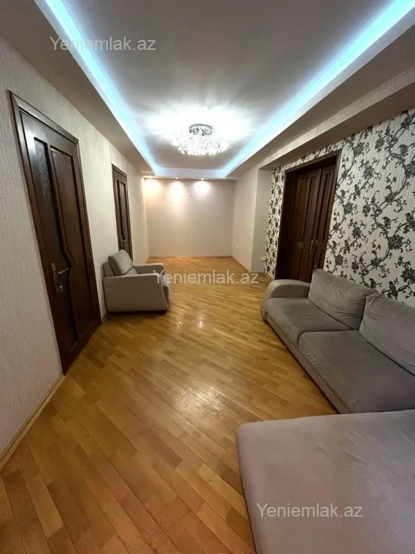 Satılır 3 otaqlı yeni tikili 85 m²