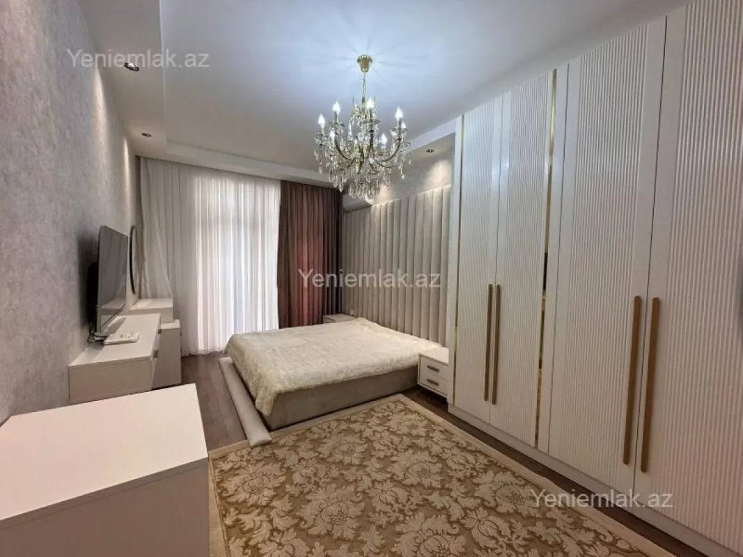 Satılır 4 otaqlı yeni tikili 192 m²
