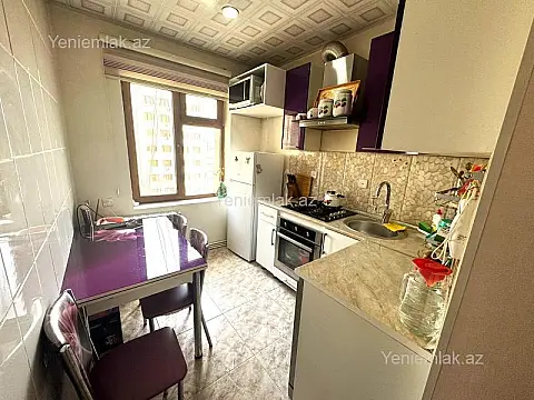 Satılır 3 otaqlı köhnə tikili 65 m²