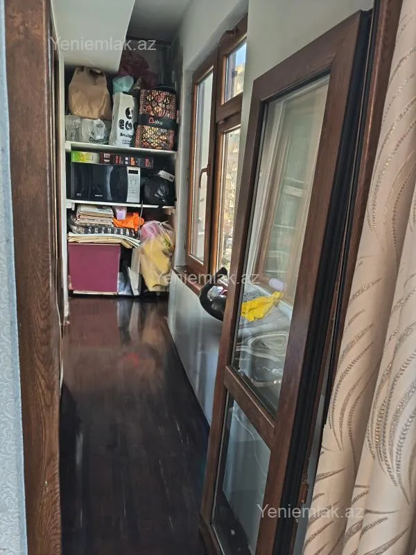 Satılır 2 otaqlı köhnə tikili 40 m²