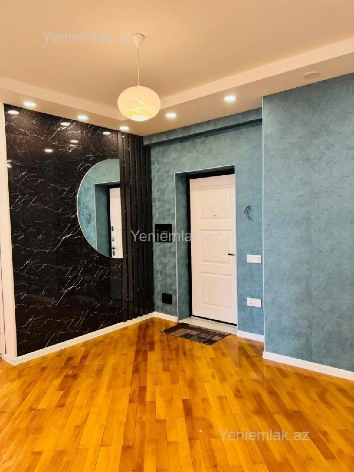 Satılır 3 otaqlı yeni tikili 120 m²