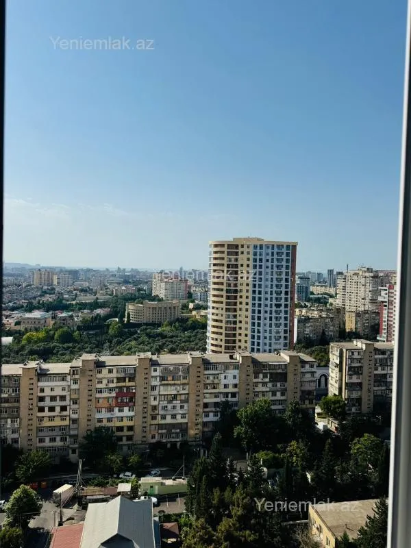 Satılır 3 otaqlı yeni tikili 120 m²