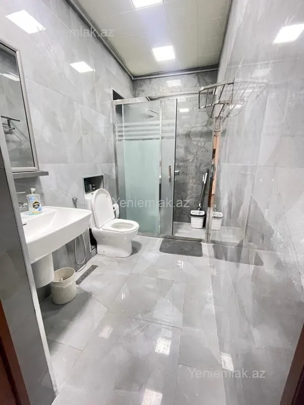 Satılır 3 otaqlı köhnə tikili 86 m²