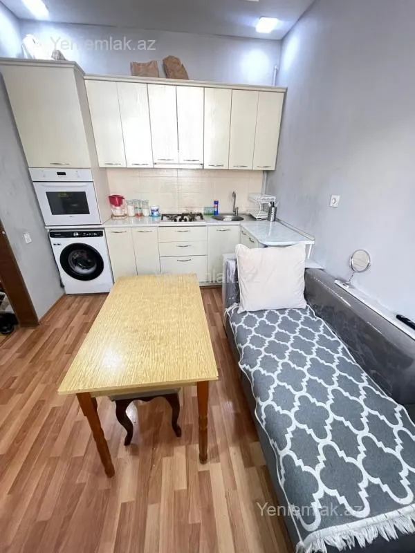 Satılır 3 otaqlı köhnə tikili 86 m²