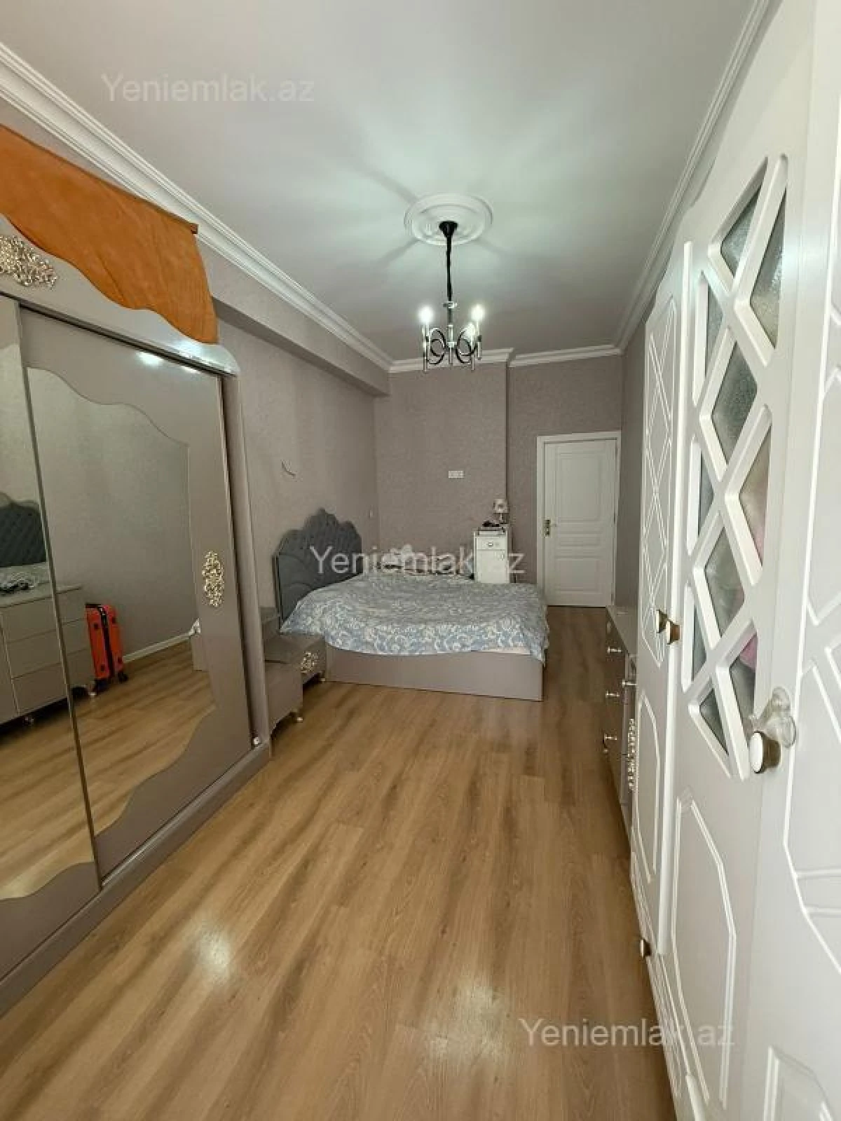 Satılır 2 otaqlı yeni tikili 66 m²