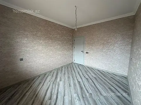 Satılır 5 otaqlı köhnə tikili 120 m²