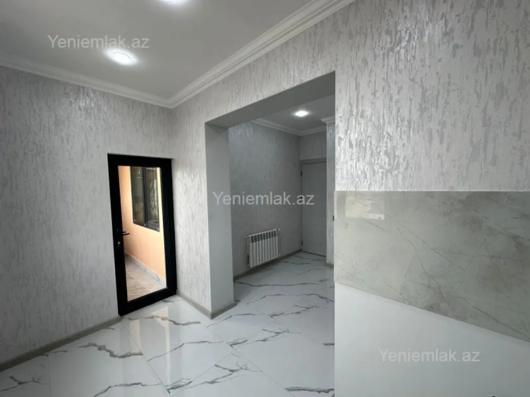 Satılır 5 otaqlı köhnə tikili 120 m²