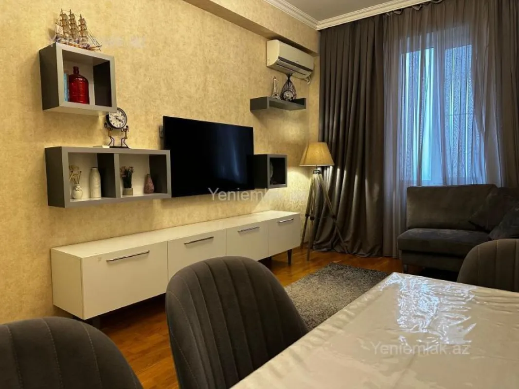 Satılır 2 otaqlı yeni tikili 65 m²