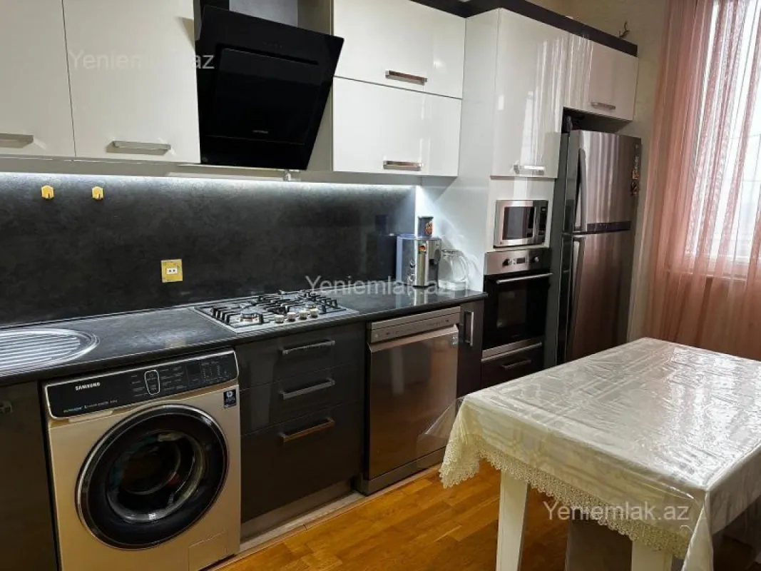 Satılır 2 otaqlı yeni tikili 65 m²