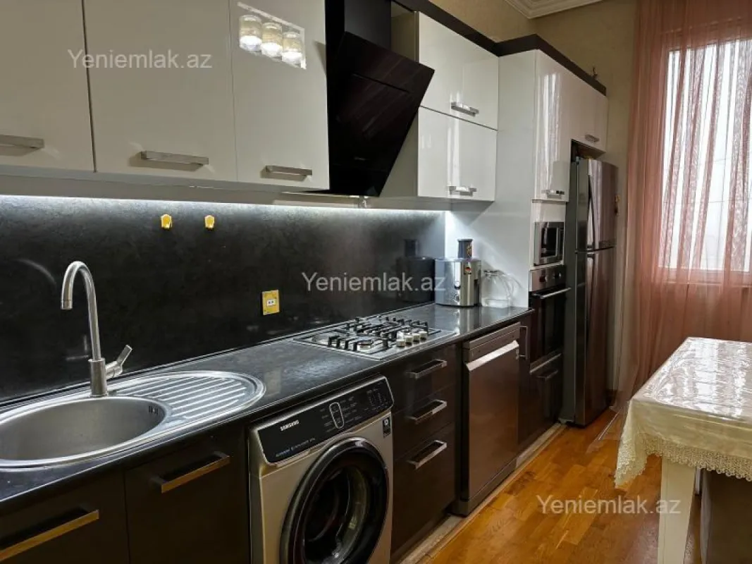 Satılır 2 otaqlı yeni tikili 65 m²