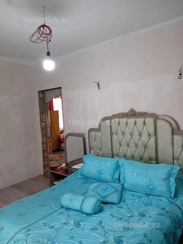 Satılır 3 otaqlı həyət evi 100 m²