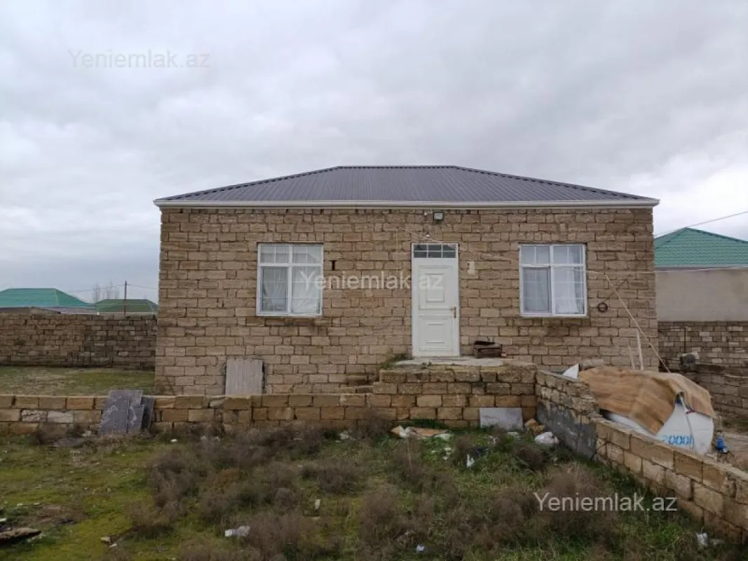 Satılır 3 otaqlı həyət evi 100 m²