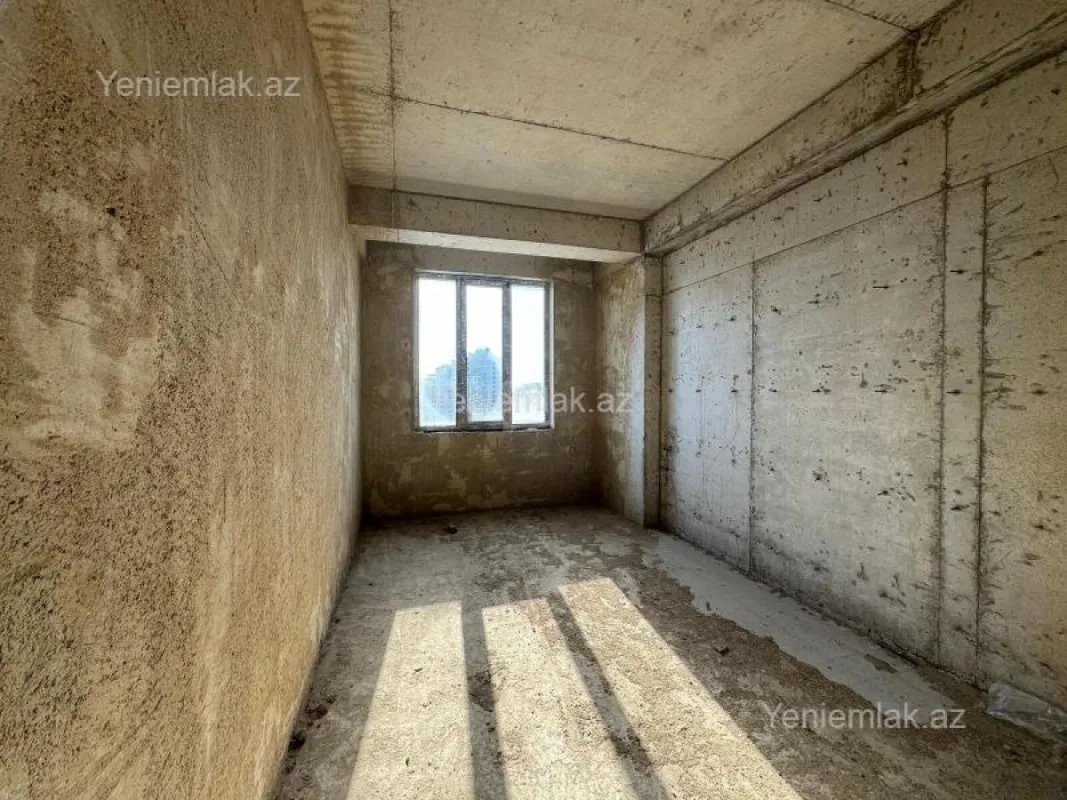 Satılır 3 otaqlı yeni tikili 140 m²