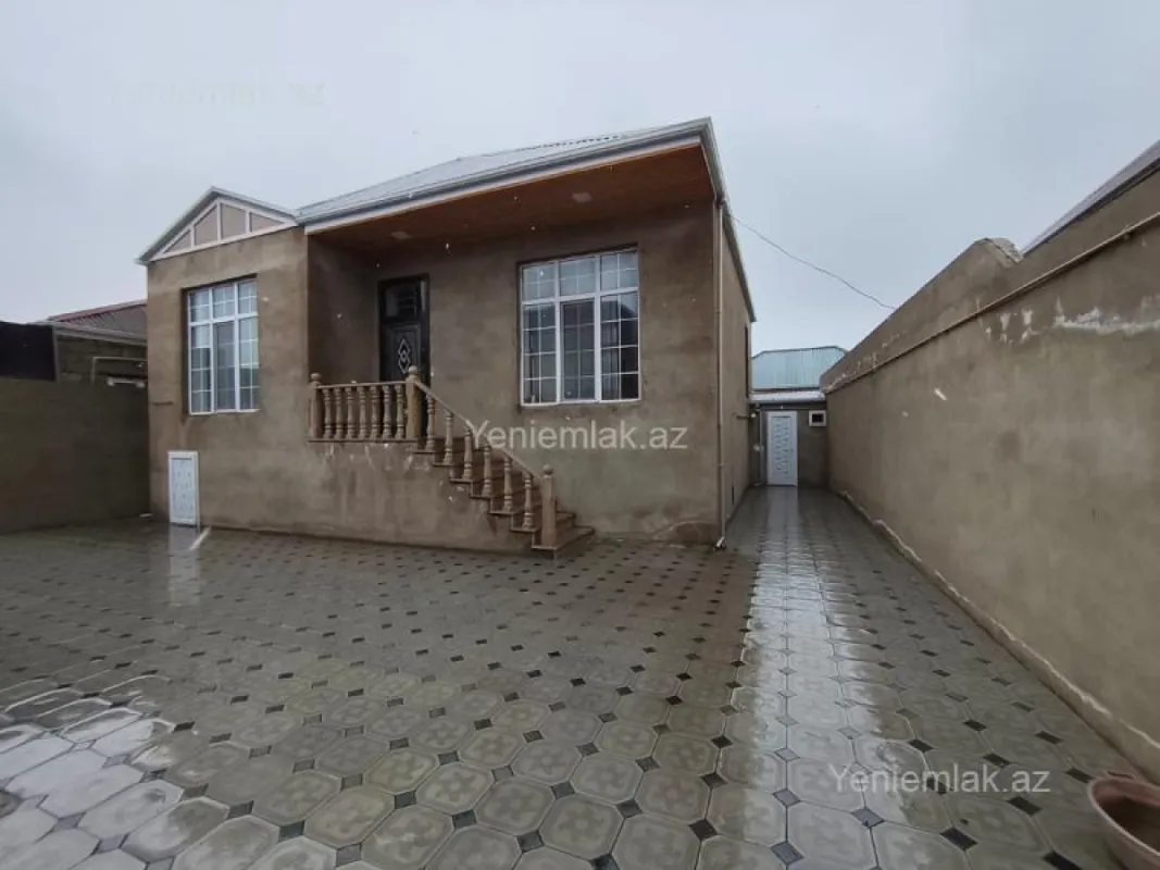 Satılır 3 otaqlı həyət evi 100 m²