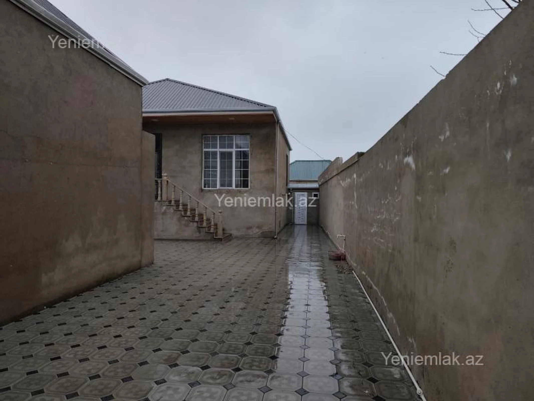 Satılır 3 otaqlı həyət evi 100 m²