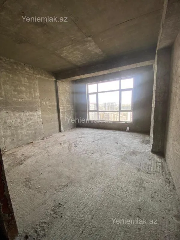 Satılır 3 otaqlı yeni tikili 120 m²