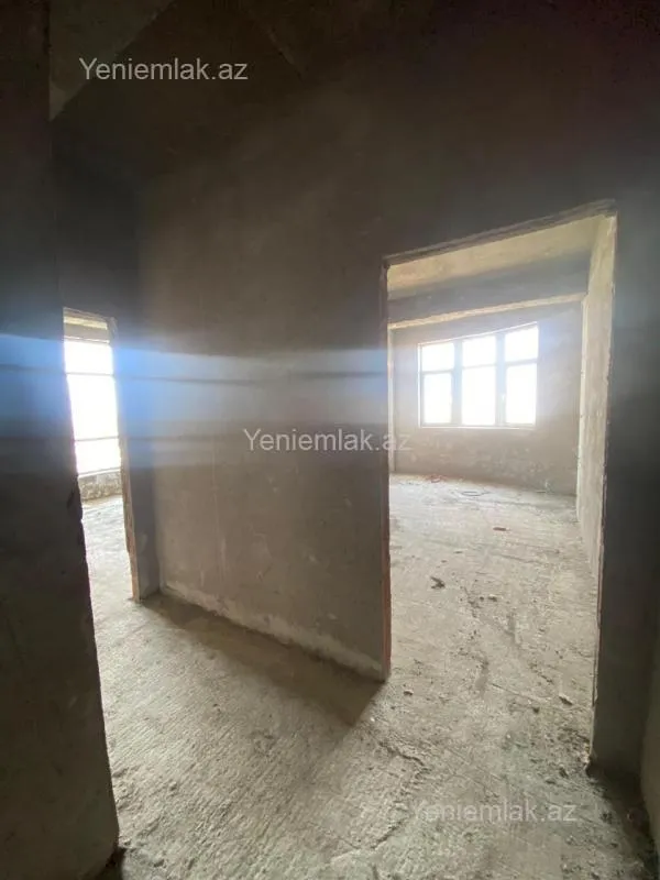 Satılır 3 otaqlı yeni tikili 120 m²