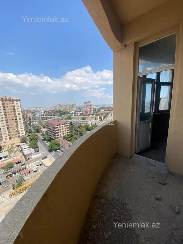 Satılır 3 otaqlı yeni tikili 120 m²