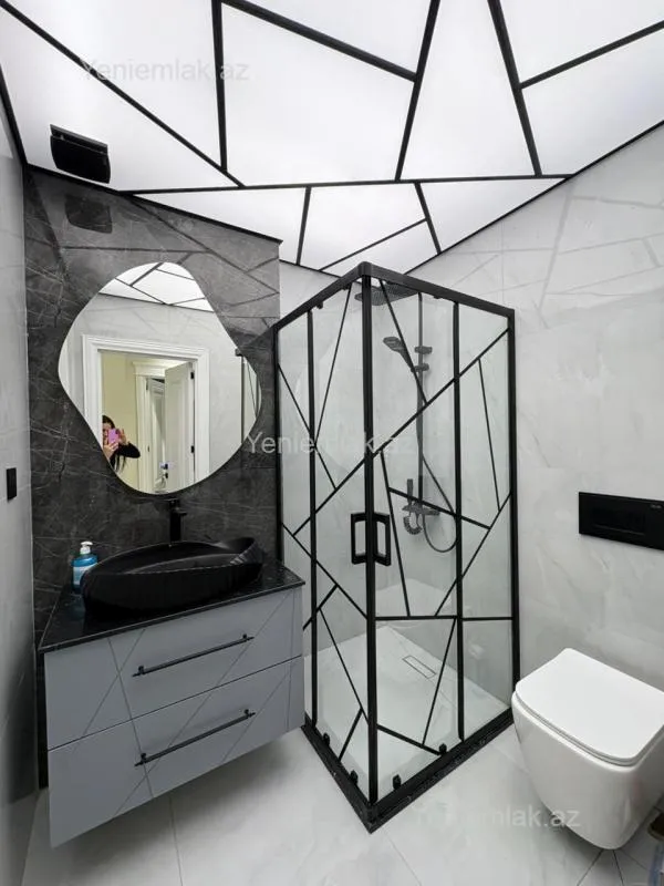 Satılır 3 otaqlı yeni tikili 100 m²