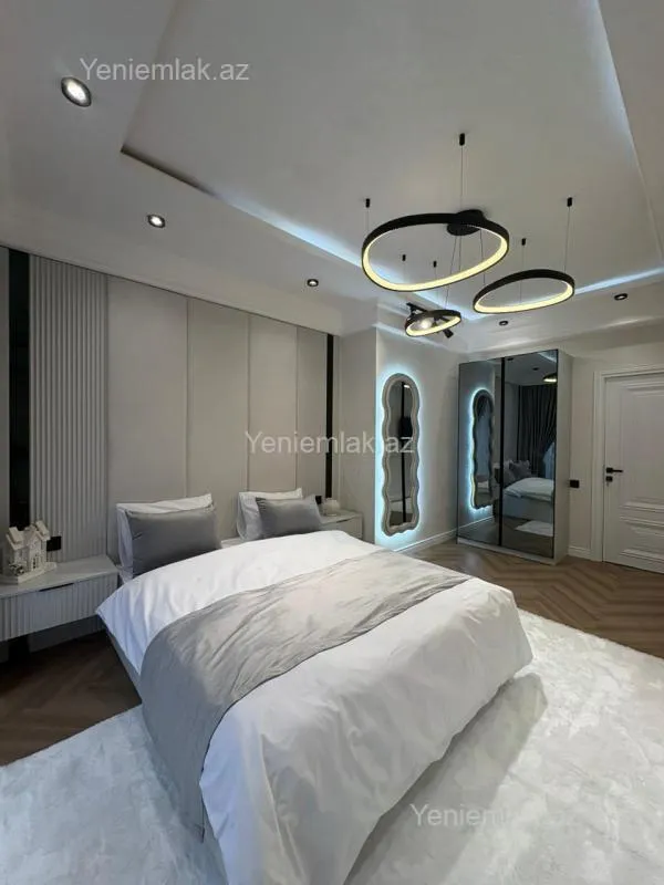 Satılır 3 otaqlı yeni tikili 100 m²