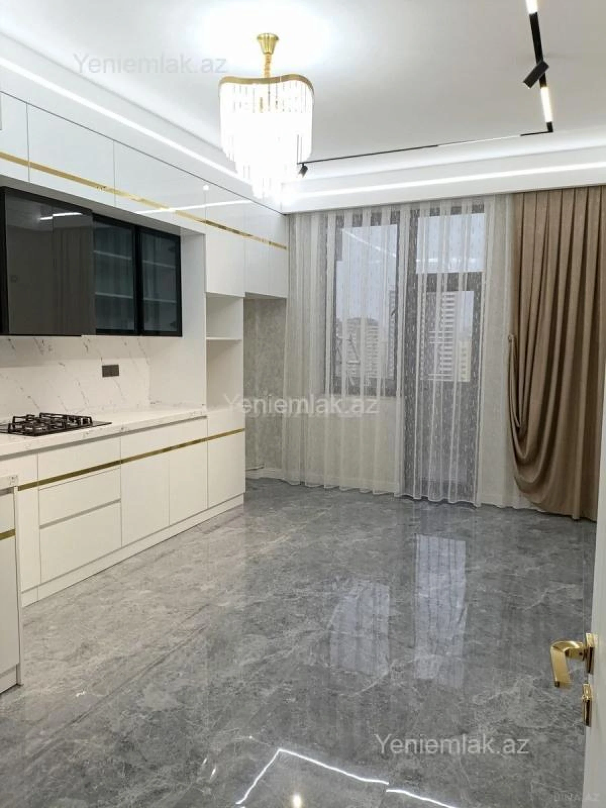 Satılır 4 otaqlı yeni tikili 175 m²
