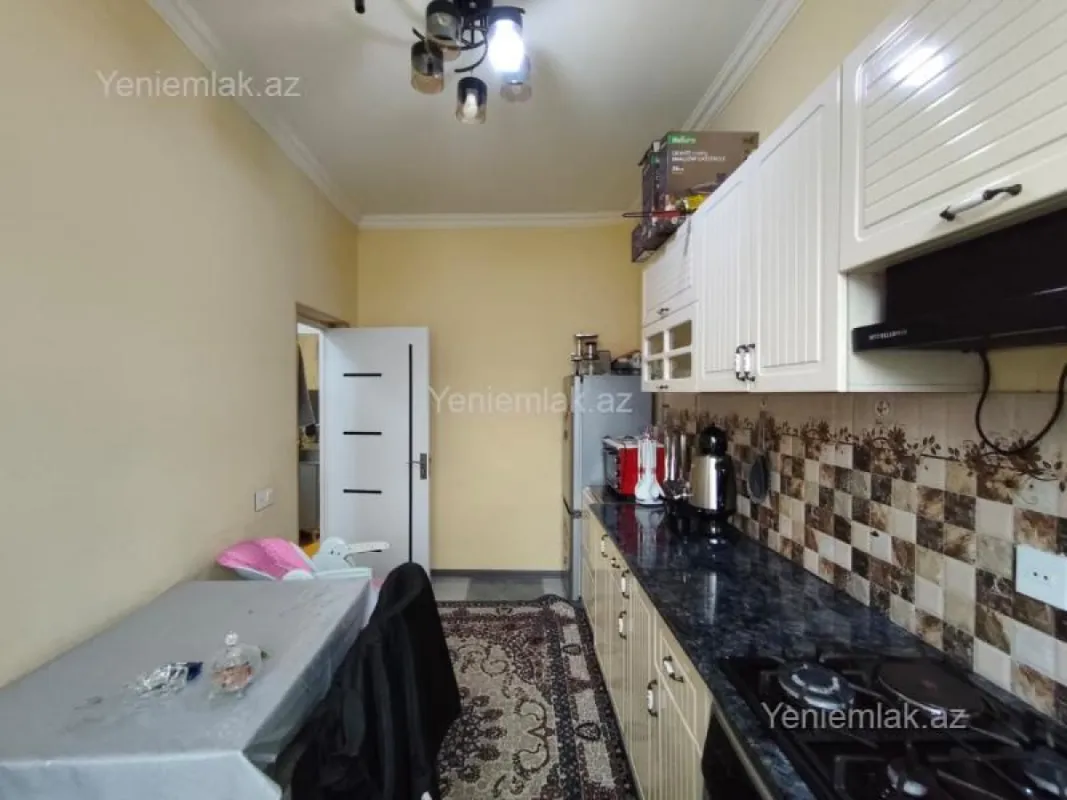 Satılır 2 otaqlı həyət evi 60 m²