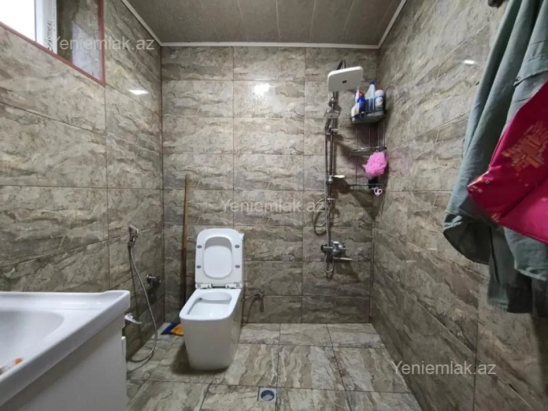 Satılır 2 otaqlı həyət evi 60 m²