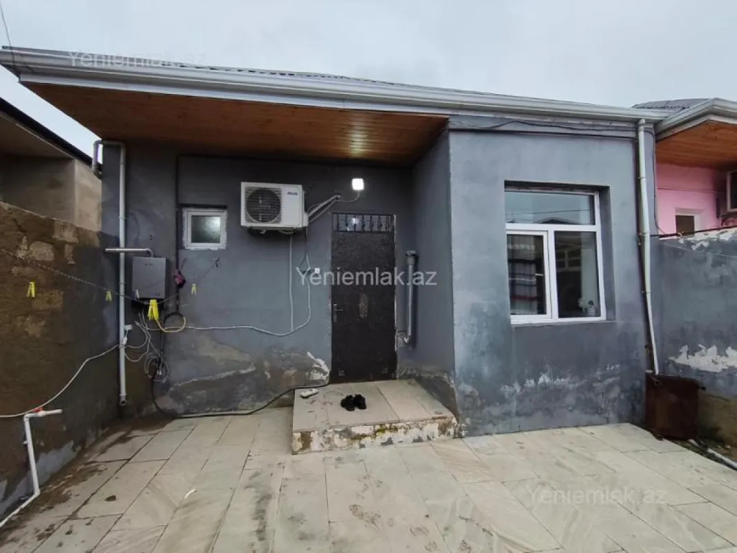 Satılır 2 otaqlı həyət evi 60 m²