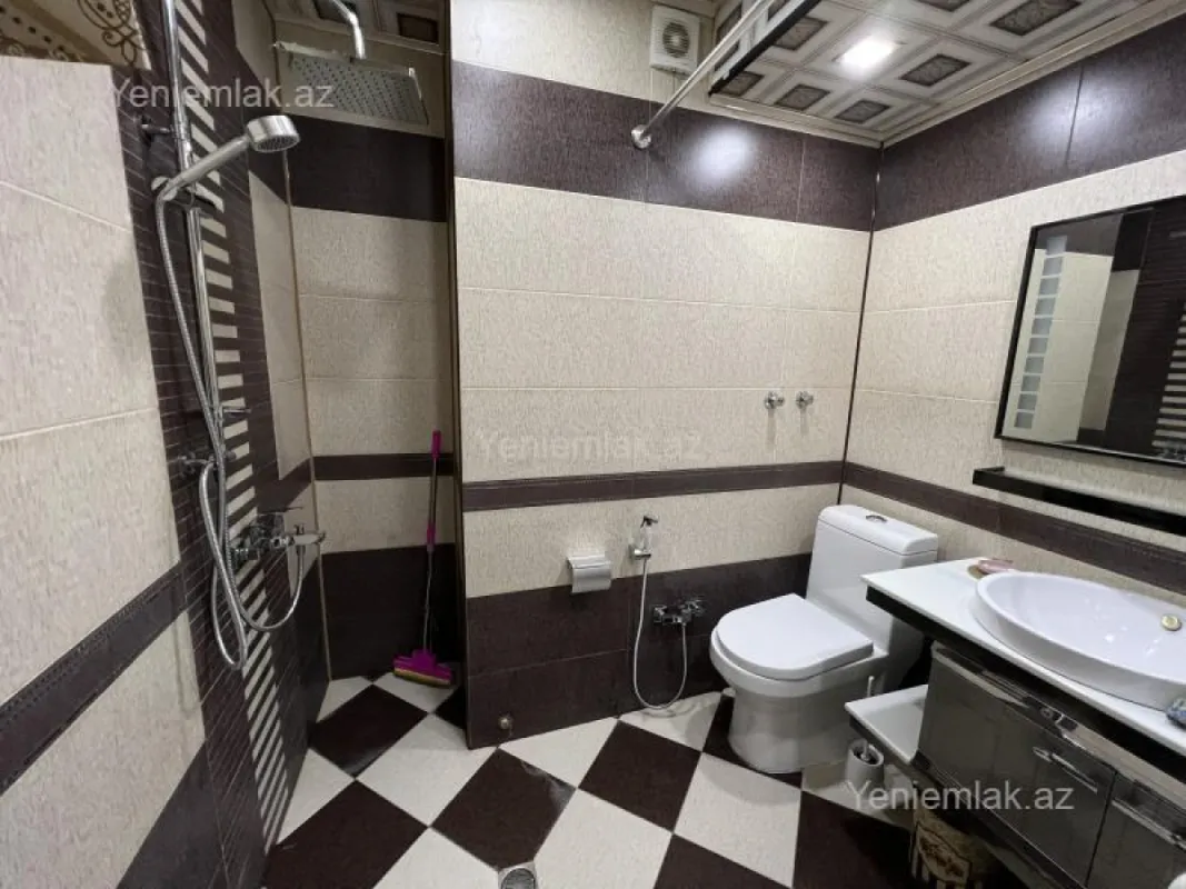 Satılır 2 otaqlı yeni tikili 67 m²